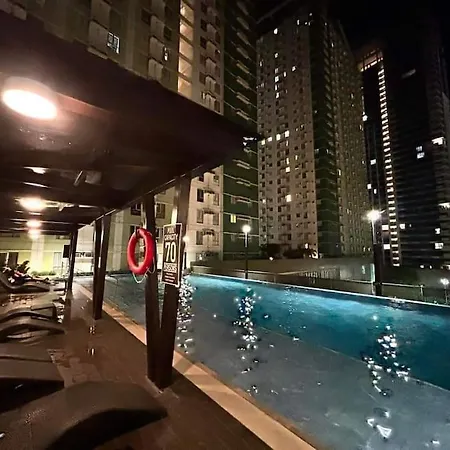 Villahermia Staycation Avida Riala, Cebu It Park
